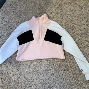 hollister cropped sweater